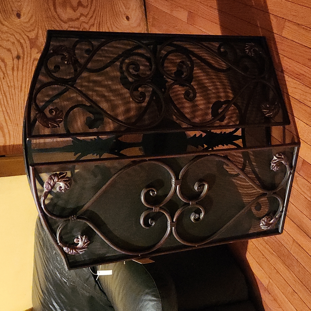 UTTERMOST FIREPLACE SCREEN (IRON)